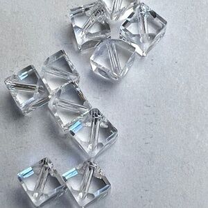 Swarovski Genuine Diagonal Square/Cube  Bead 4mm Crystal Clear Item 5600